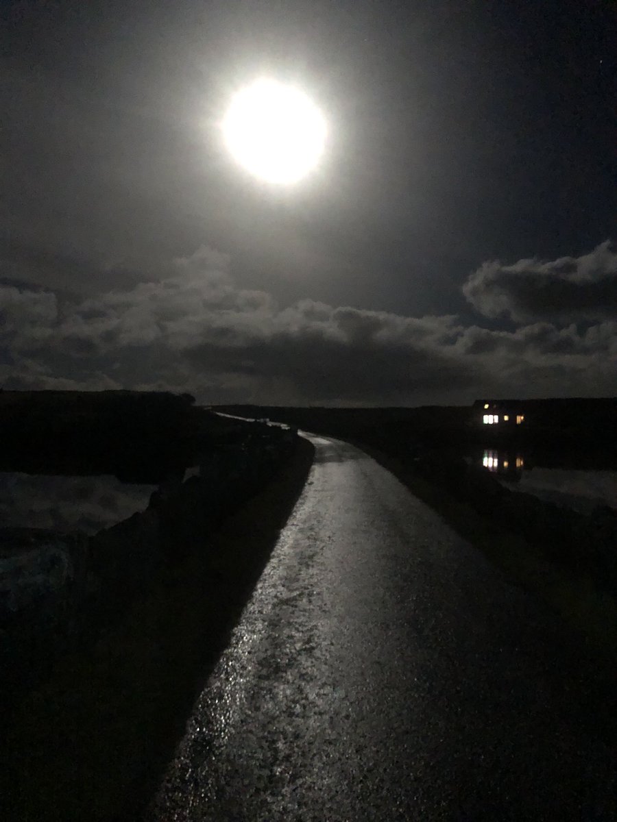 teavman's tweet photo. Walking the Kyles causeway by the light of the moon.. https://t.co/vB29zOqz5i