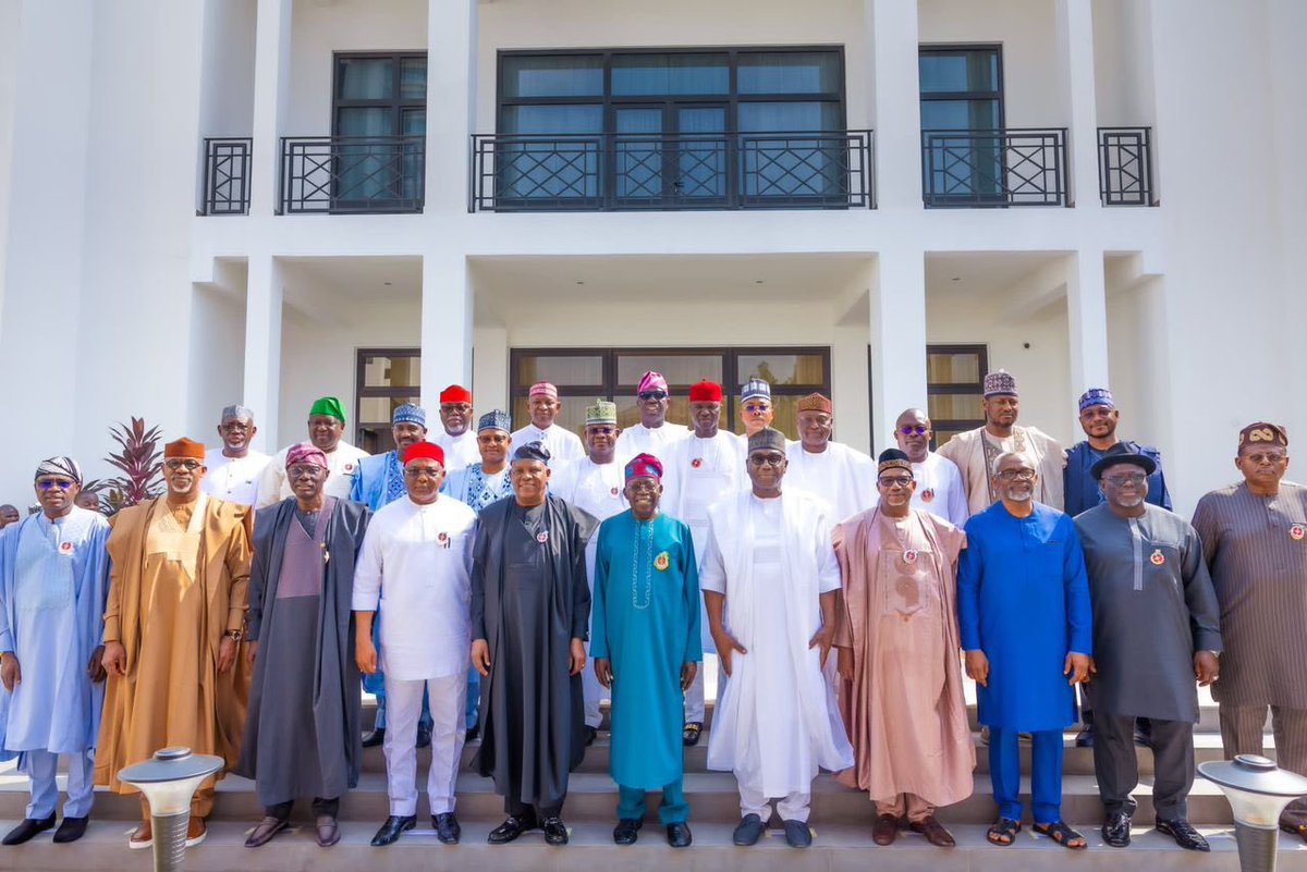 renoomokri's tweet photo. In less than 24 hours, 21 Governors from the PDP, APC, and Labour have visited President Bola Tinubu in Lagos to pay homage to him as we mark the Yuletide. Even Fubara was there. Alex Otti was at his residence yesterday to sing his praises. 

Peter Obi has been criticising the President. Has even one Labour Party Governor paid a courtesy visit to him this season? That ought to tell you something. You can criticise these Governors, but they represent you and have a more significant stake in governance because of their positions. 

They realise that once an election has been won, you bury the hatchet until the next election. Maturity is working with people you may or may not like for a purpose you like. I will not just unthinkingly criticise Bola Tinubu because he is not in my party. If he does well, he should be supported. If he does not do well, he should be opposed. None of which means that I will not do my best, along with my party, to unseat him in 2027 democratically. 

#TableShaker