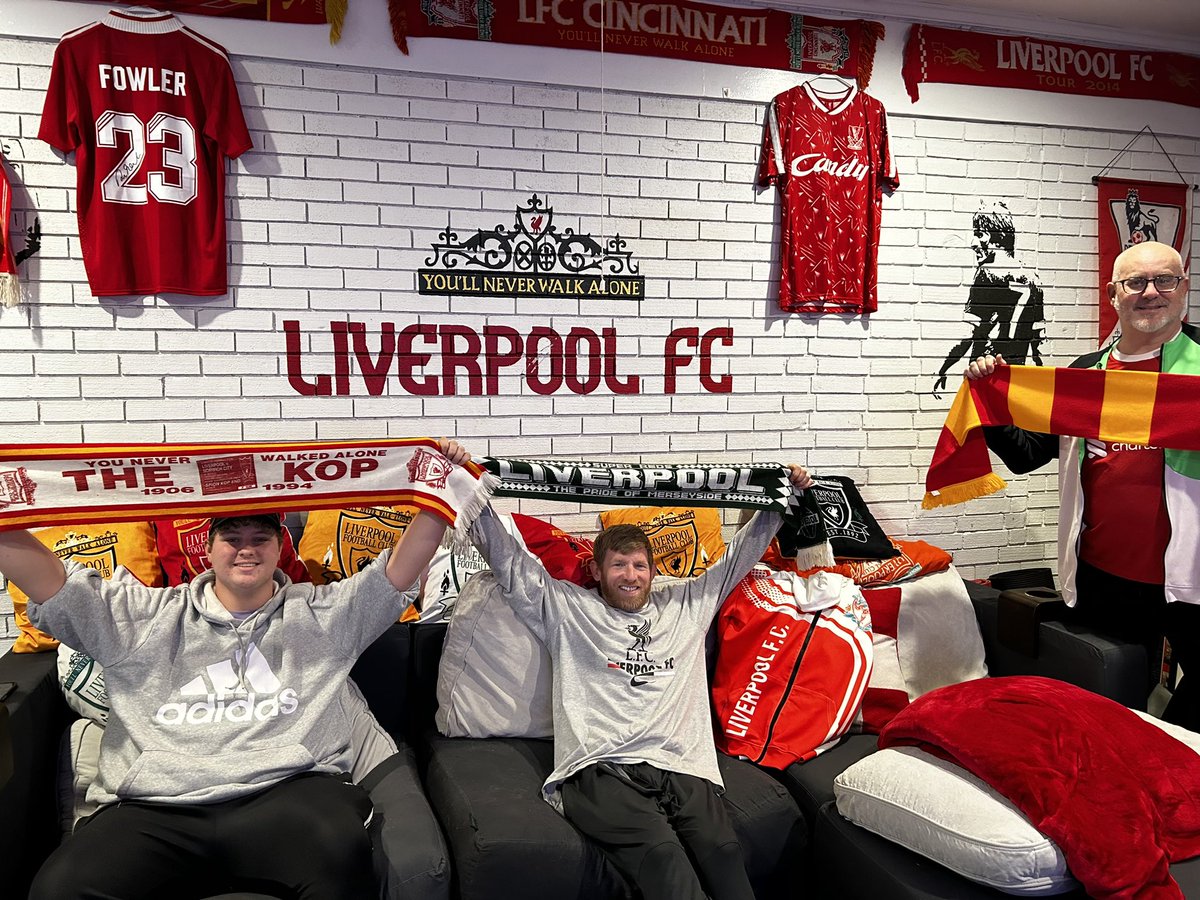 dspruill7's tweet photo. Come on you Reds! Got the crew ready for the second half at LFC Alabama 
#MyPLMorning https://t.co/co9h72FCWJ
