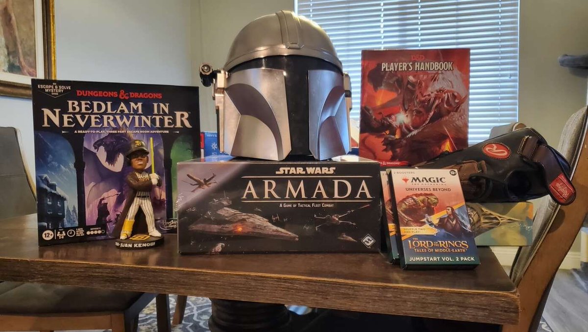 TheBabylonBee's tweet photo. 35-Year-Old Man's Christmas Haul Indistinguishable From 9-Year-Old Boy's https://t.co/OCm46DFcWX https://t.co/GQ1vlrodDX