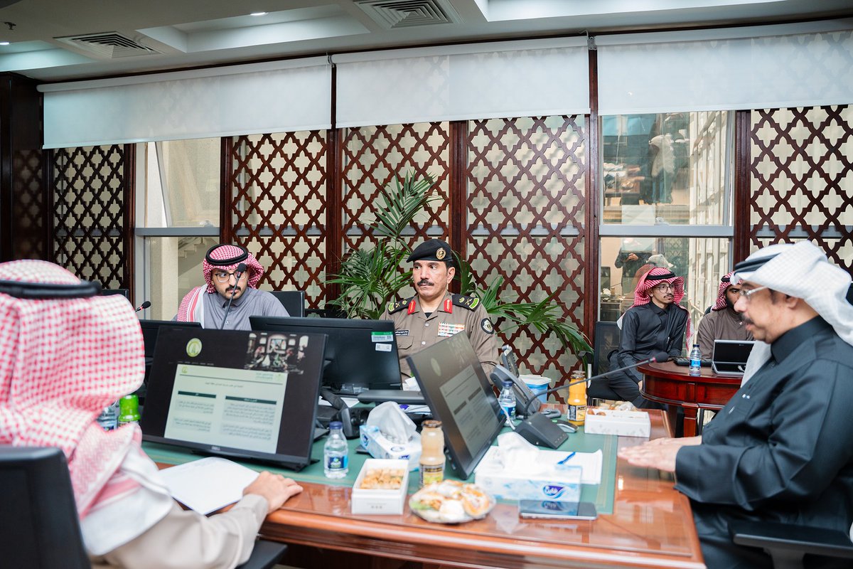 amanataljouf's tweet photo. وتمت مناقشة عددًا من الموضوعات لمعالجة التشوه البصري،
واطلاع أعضاء اللجنة على اشتراطات شهادة امتثال المباني واجراءات استخراجها.
وأوصت اللجنة باستخراج الشهاده للمباني التابعه للجهات الحكومية العضوة باللجنة https://t.co/XiX4C9ew2a