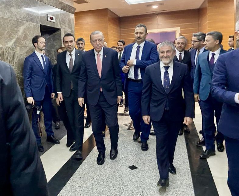 AdemAldemir33's tweet photo. Dün , bugün ve daima yolun yolumuzdur.. Büyük davamızın lideri Sn Cumhurbaşkanım @RTErdogan https://t.co/zkCQ89KFVz