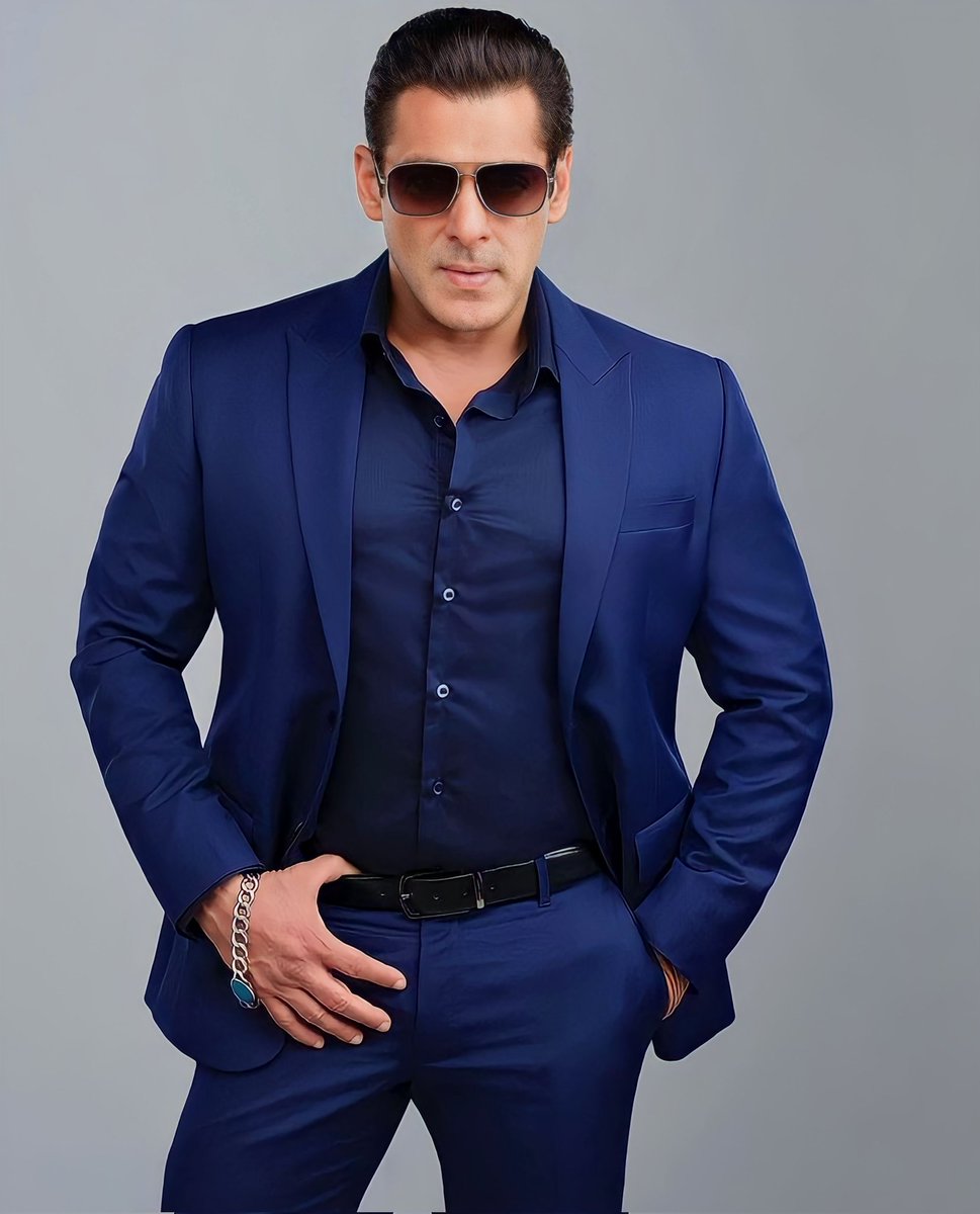 Happy Birthday To The .. Prem , Sultan , Tiger , Chulbul 🎂❤️

We Love You Forever 🥺

#SalmanKhan #HappyBirthdaySalmanKhan #TheBull