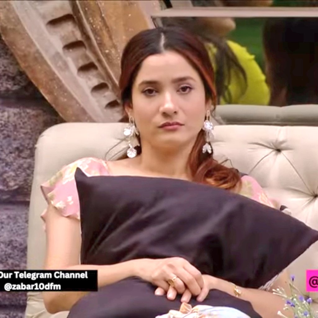 Taurusays's tweet photo. May this gudya always get the love and respect she deserves!❤️✨️
@anky1912

#AnkitaLokhande #AnkitaIsTheBoss #AnkitaIsTheBoss #Ankita #BB17 #BiggBoss17 https://t.co/vZ9O7R8CNP