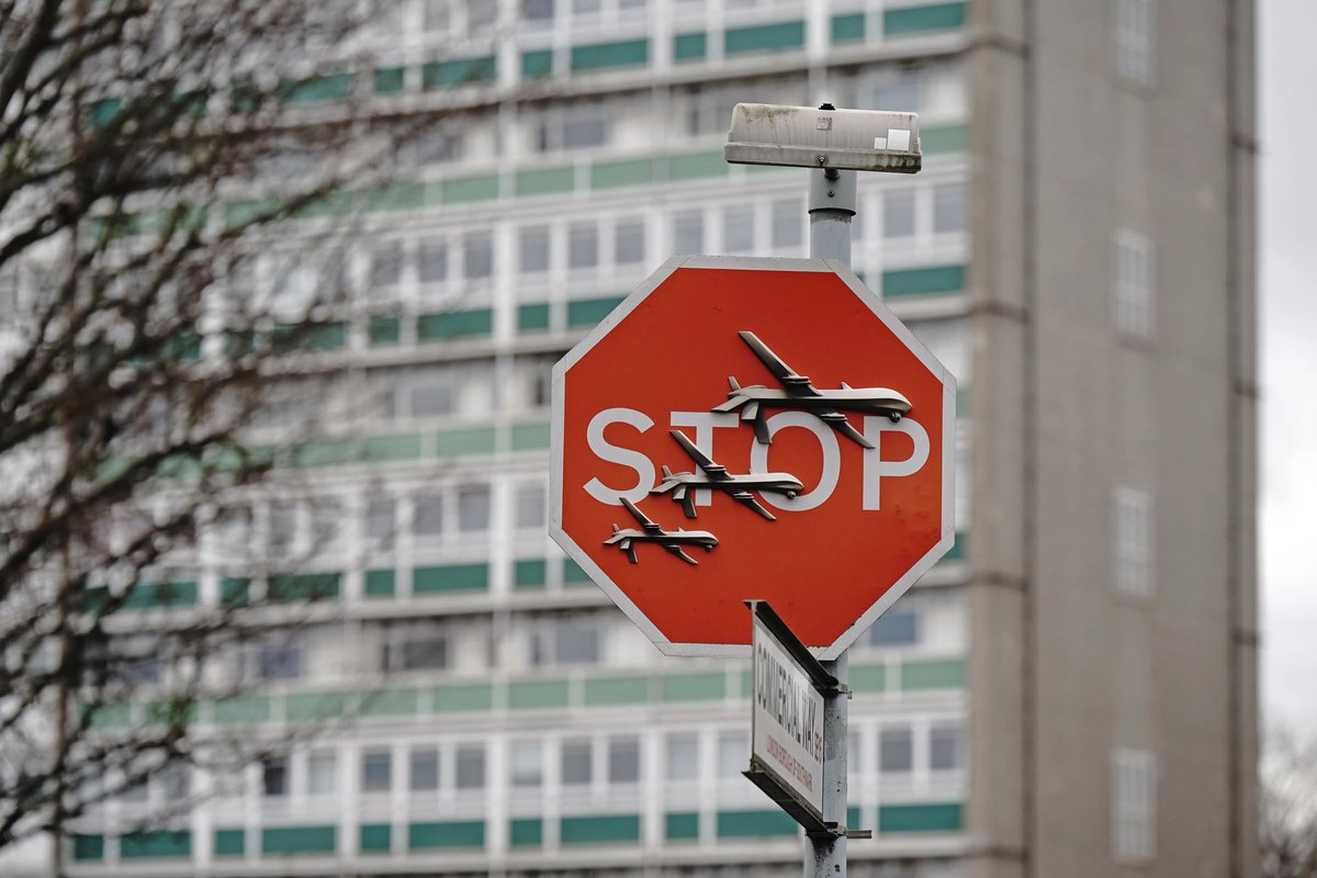 Newest Banksy’s artwork was stolen after it’s photo was posted on the artist’s instagram. The work consisted in a metal traffic stop sign featuring three images of military drones. It was installed in south London.