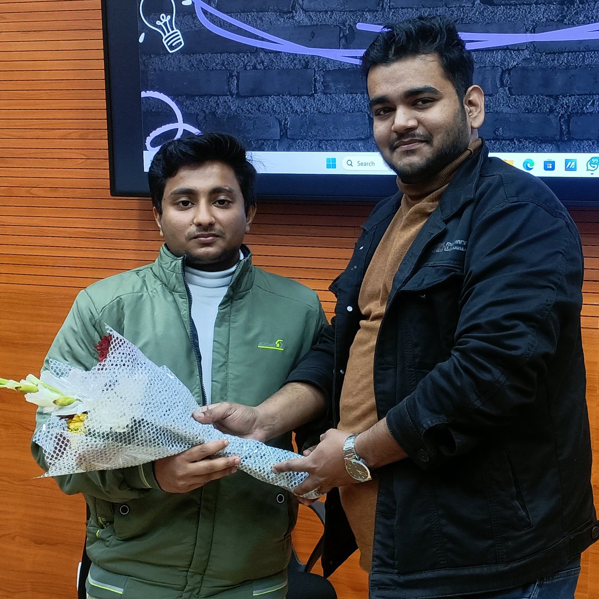 We have successfully wrapped up the first day of #web3camp New Delhi, being organized in collaboration with <a href="/iifnsut/">IIF NSUT</a> 

We had some awesome speakers to educate the students about DeFi, Web3 Buzzwords, Blockchain in-depth, NFTs and a lot !

🌟Himika Prabhat <a href="/HimikaPrabhat/">HforHimika</a>