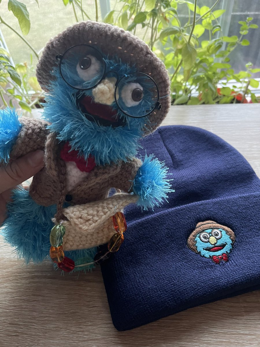 sadanimebae's tweet photo. 💙made a crochet professor from puppet history 💙🫘 #puppethistory https://t.co/4NH2Q8Qotv