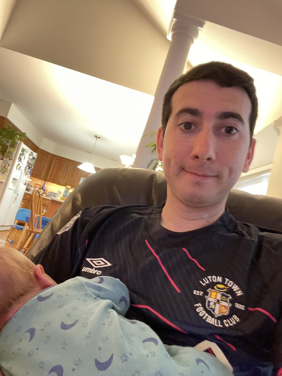 Jonathan__Star's tweet photo. Back to back wins for the newest @LutonTown fan stateside! #MyPLMorning @NBCSportsSoccer https://t.co/rrKagBUUpW