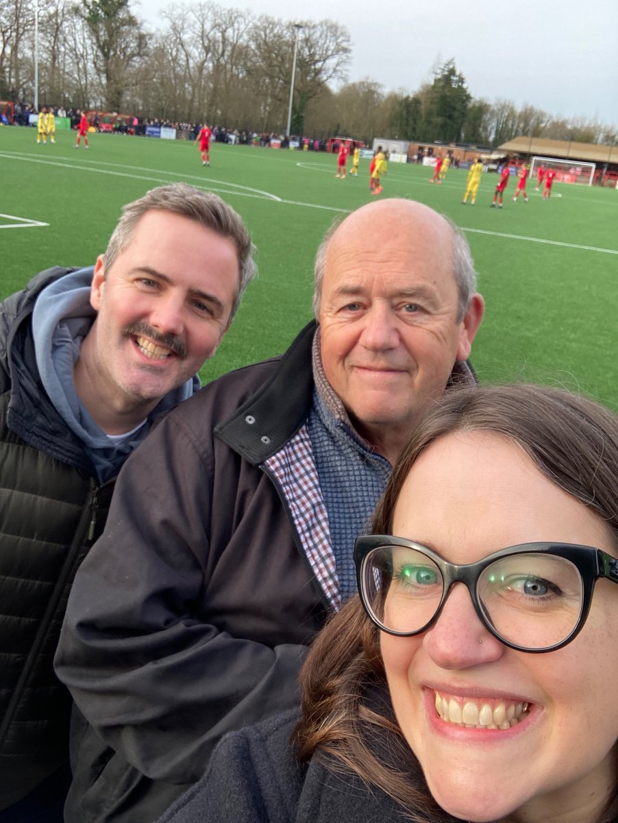 DrSophieHarman's tweet photo. Boxing Day 1-2 thriller at @cheshamutdfc away https://t.co/1VEpxcrzos