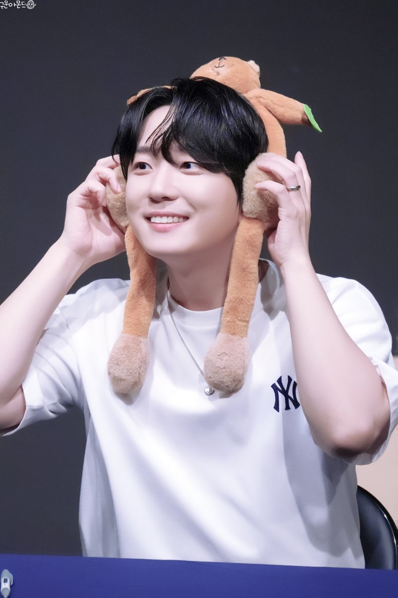 forealmond's tweet photo. 231117 씨팩토리 팬싸인회
🧸🩷🧸🩷🧸🩷🧸🩷
#포레스텔라 #Forestella #고우림 https://t.co/T2h16cUddD