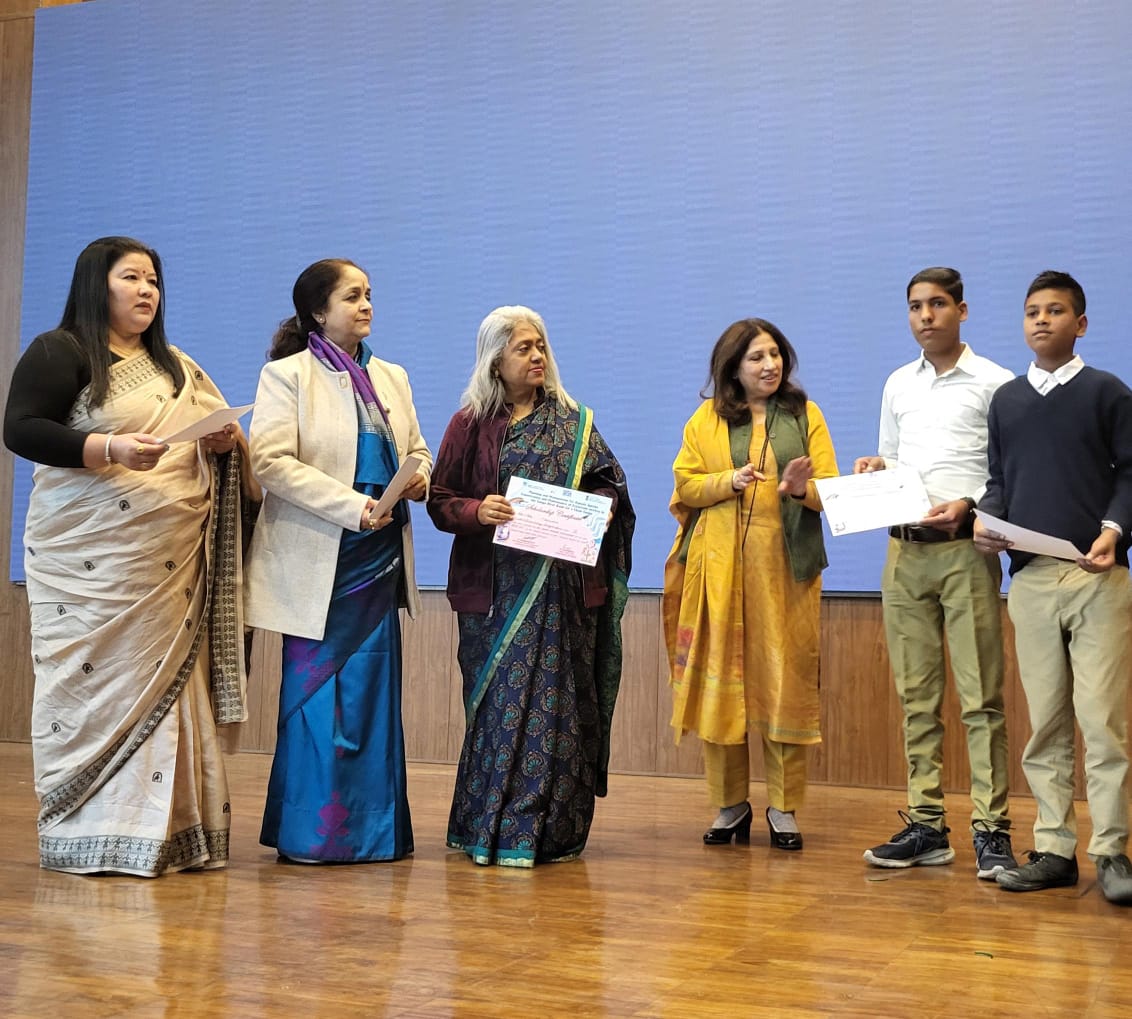 sangeeta_angom's tweet photo. Shaping dreams: 'Bal Ganga Praharis Scholarship' Shines Bright.
WII-NMCG team proudly presented the BGP scholarship for RNI Inter College, Bhagwanpur &amp; Govt. High School, Behral, HP. Scholarship includes admission &amp; monthly fees, for students seeking admission to Class 9th. https://t.co/7ORdiVWdet