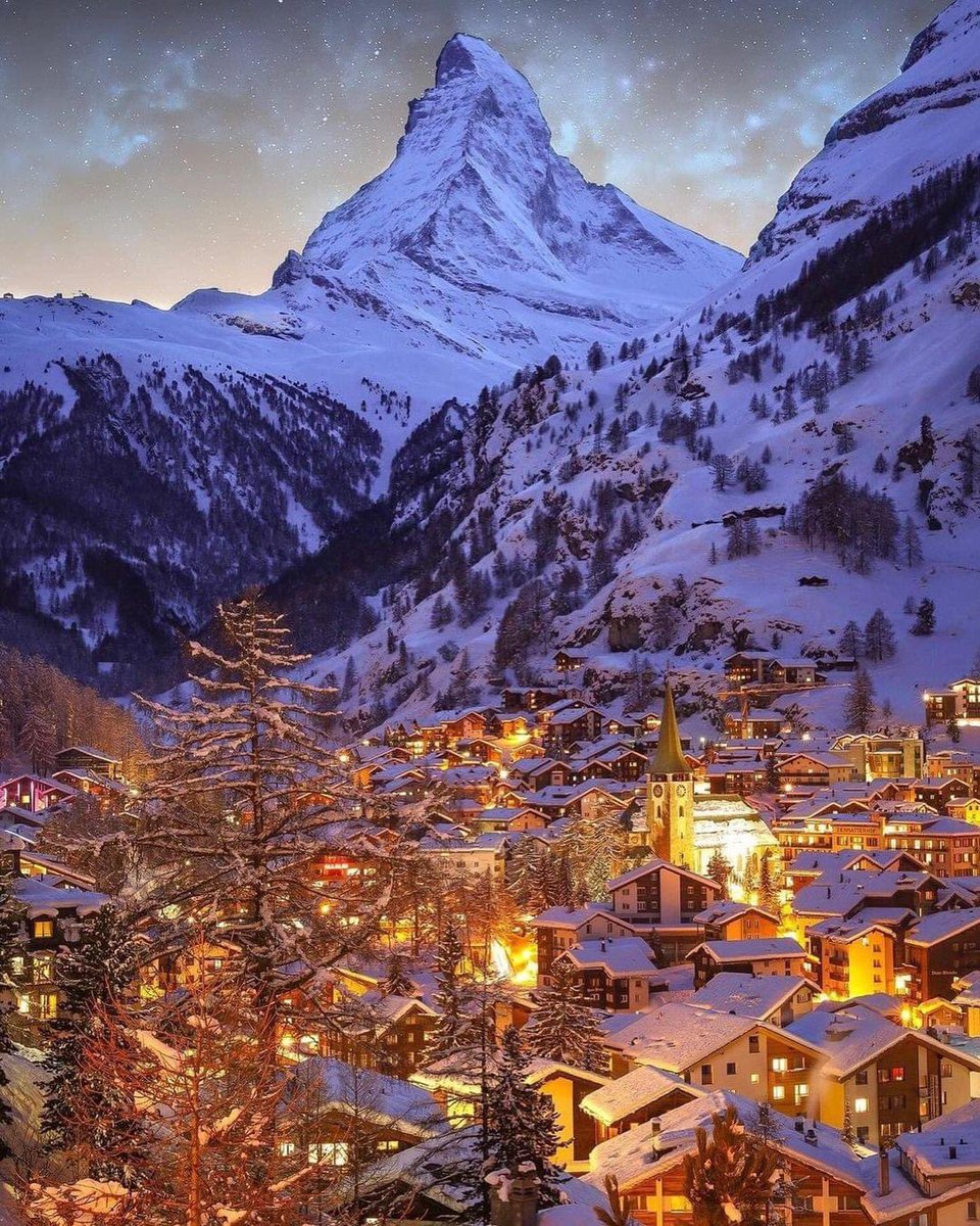 CatiPi2026's tweet photo. ❄️❄️❄️❄️It feels cold but the scenery is beautiful Zermatt during Winter time 😇❄️❄️❄️
#FindYourselfTHep3 #RapperholicRebirth23 #SUNSUxZeeNunew #viral #viral2023 https://t.co/6wvZP2cKD4