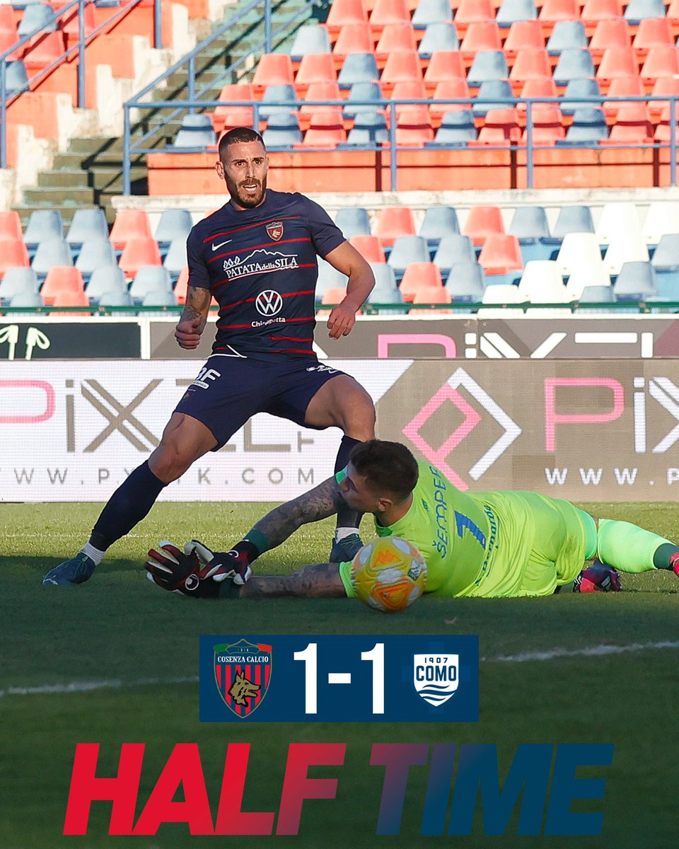 CosenzaOfficial's tweet photo. Avanti con Tutino, ripresi da Cutrone. Tutto aperto al Marulla. Forza ragazzi ❤️💙

#ForzaLupi #COSCOM https://t.co/pIgbZxwtzQ