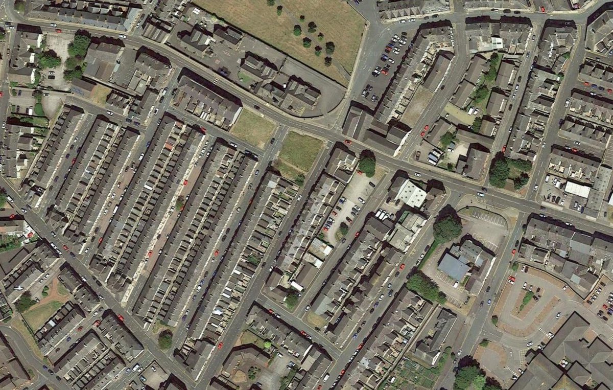 BREAKING: Murder investigation launched after man found dead in Christmas Day tragedy

lancs.live/news/cumbria-n…