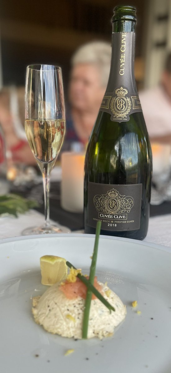 DistinctiveB's tweet photo. Yip, one of the finest around! 
@GrahamBeckSA #CuveeClive
@CapClassique_SA #PerfectedByTime 🍾 https://t.co/AVKFRuyFR5