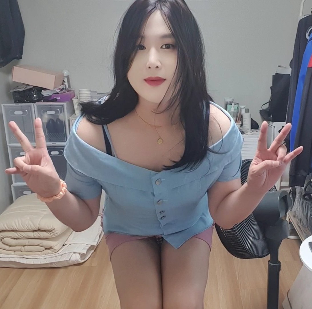 lan_slave's tweet photo. 지난 여름날 마지막 업 https://t.co/9KwniZgy4y