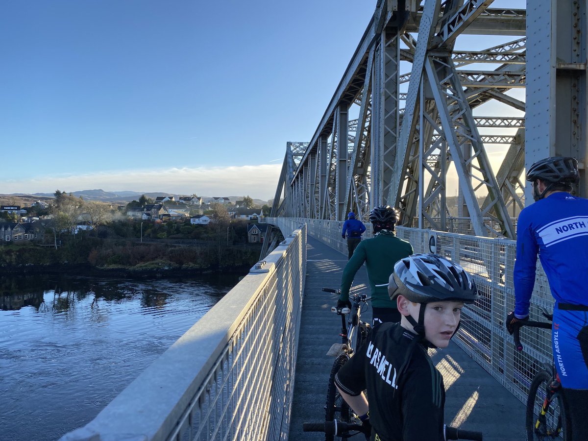 AlasdairCarswe1's tweet image. Cracking day for cycle ride run from home round the #blackcastle and 1st trip across the new #connelbridge walkway. Shame to see cyclists ignoring the #cyclistsdismount signs on the walkway. 😡 #NARC