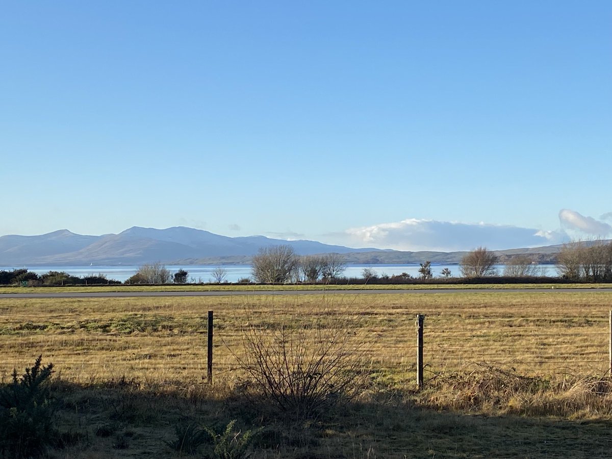 AlasdairCarswe1's tweet image. Cracking day for cycle ride run from home round the #blackcastle and 1st trip across the new #connelbridge walkway. Shame to see cyclists ignoring the #cyclistsdismount signs on the walkway. 😡 #NARC