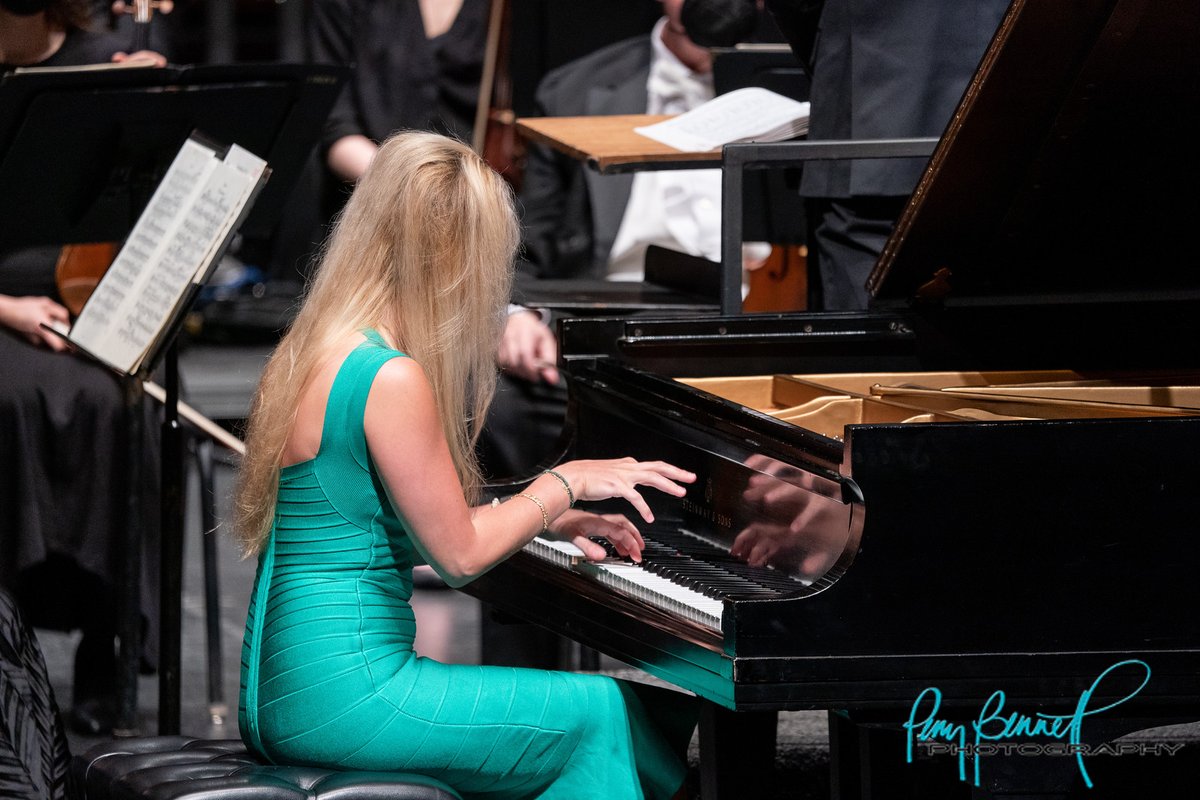 REMINDER: Tune in tomorrow at Noon for the last ENCORE of 2023 with our friends at WVPB. 

We will close the year with a rebroadcast of May 2022's Season Finale, featuring Natasha Paremski on piano.