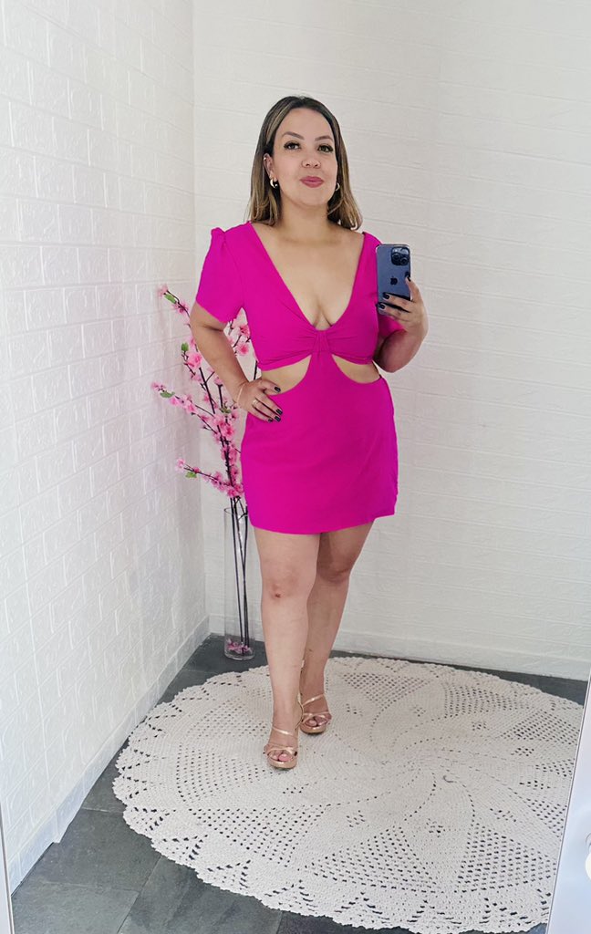 StoreDagi's tweet image. Macaquinho Penélope R$ 59,90
Veste 38/42, que equivale ao M e G.
❌Sem troca ❌