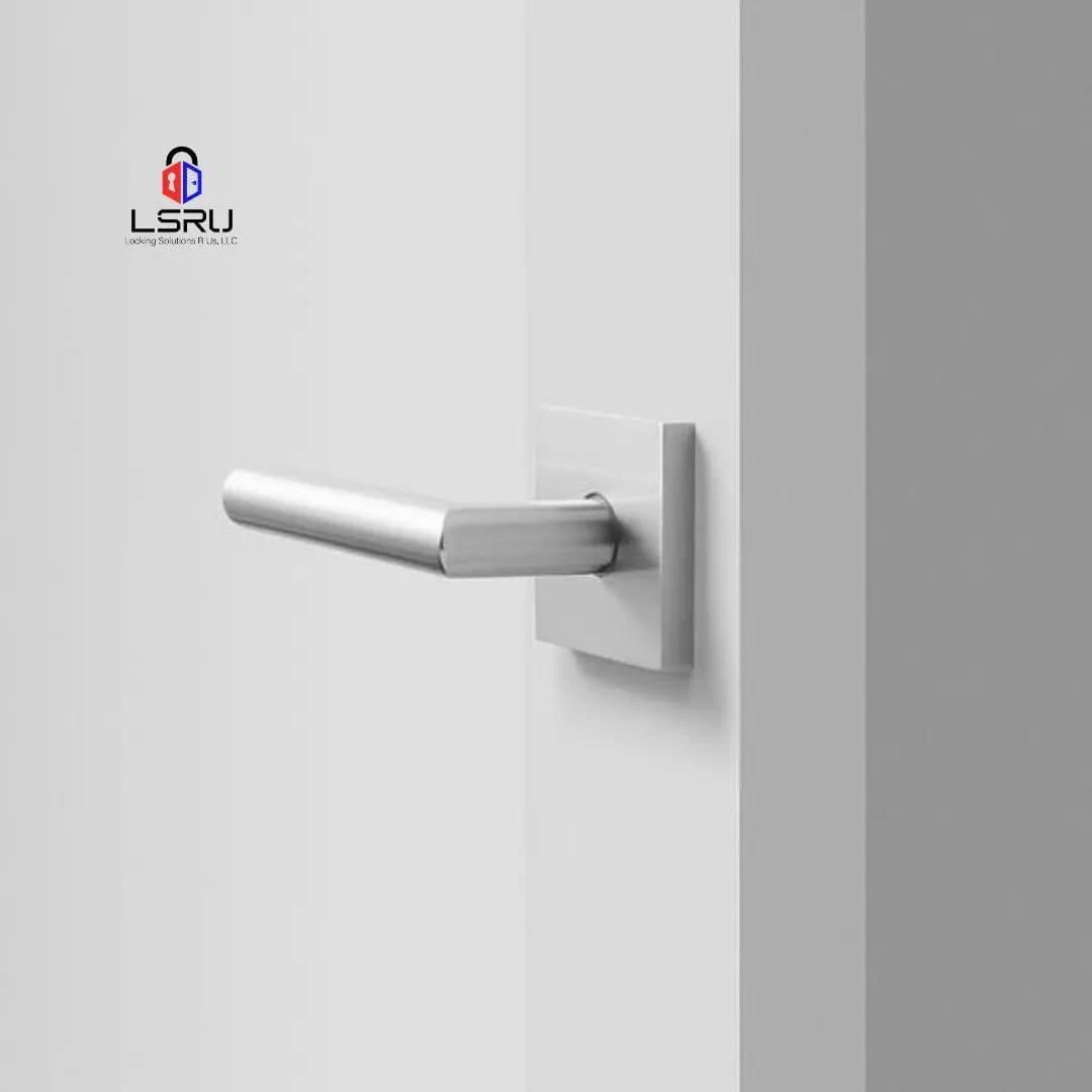 LSRU_'s tweet photo. Premium door locks and hardware at everyday prices.

Visit: https://t.co/dKLzYjy86W

#holidays #christmas #door #locks https://t.co/8npcUNRr3A