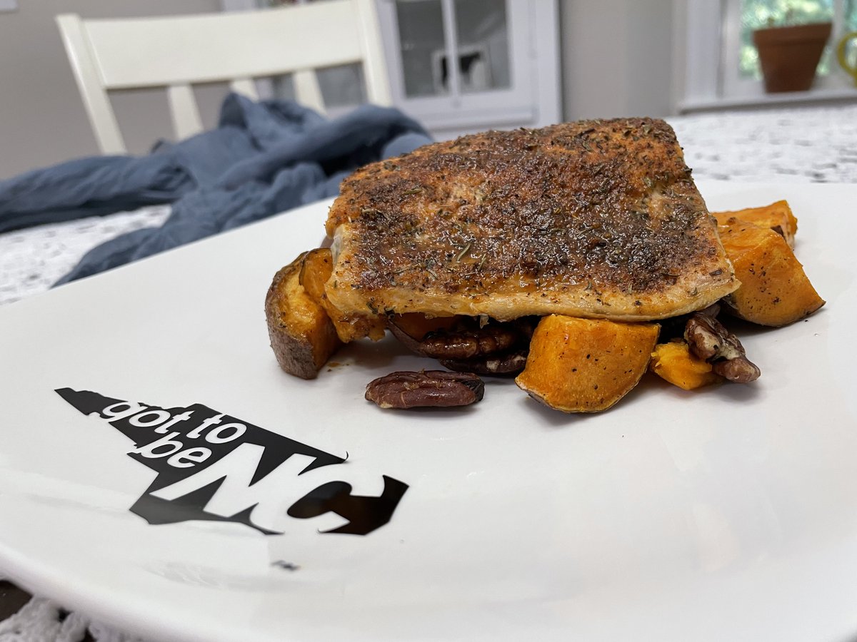 NCAgriculture's tweet photo. Now that the holidays are over you may want something different on your plate. Try this savory and delicious honey, herb salmon over sweet and spicy sweet potatoes as your next dish at home. You can find this recipe in the Got to Be NC Cookbook. #NCCaught #NCAgriculture https://t.co/13tPsLc6DV
