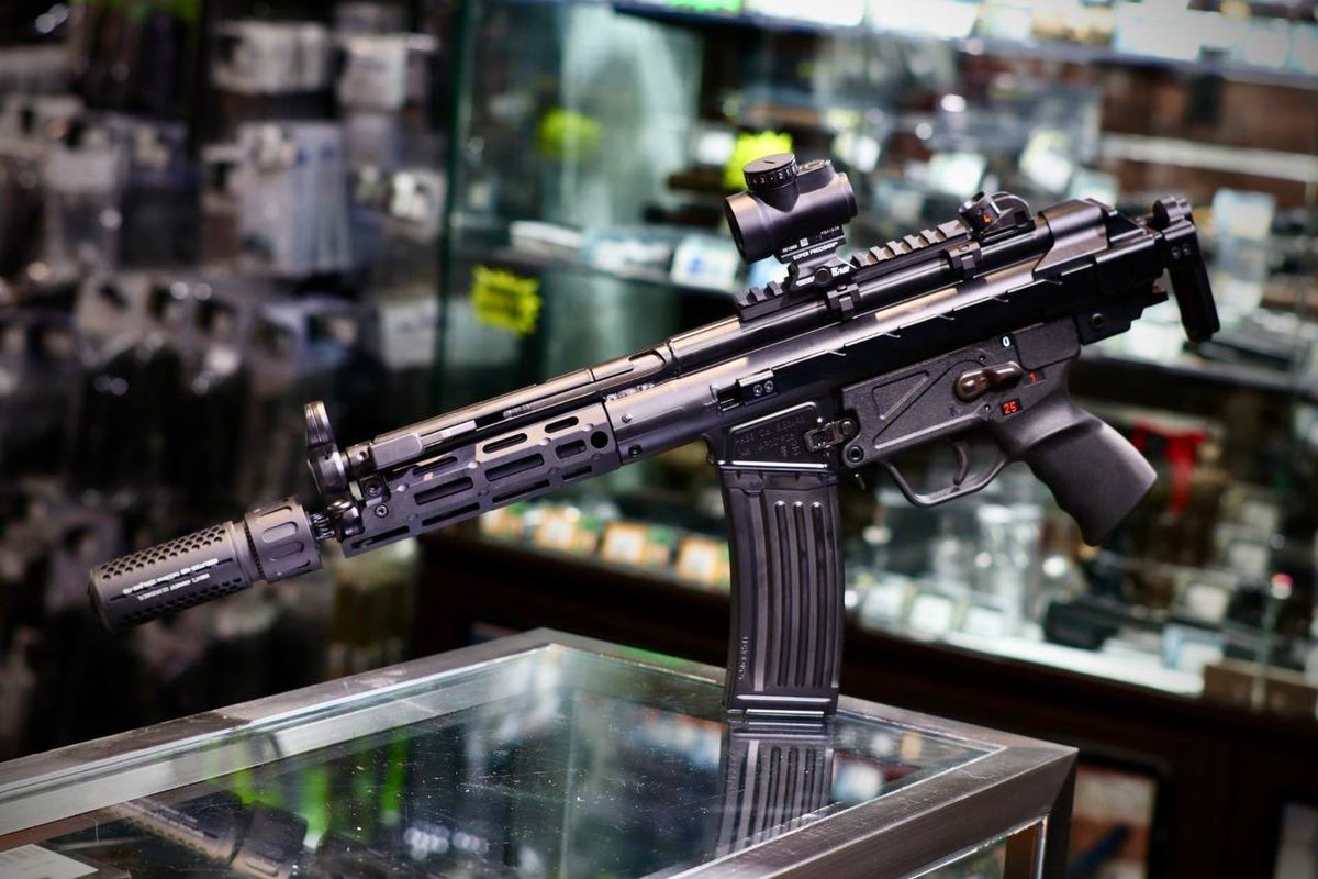 jkarmy_int's tweet photo. UMAREX HK53 GBB - by VFC - JKTG Custom https://t.co/pQrMqkI1G7