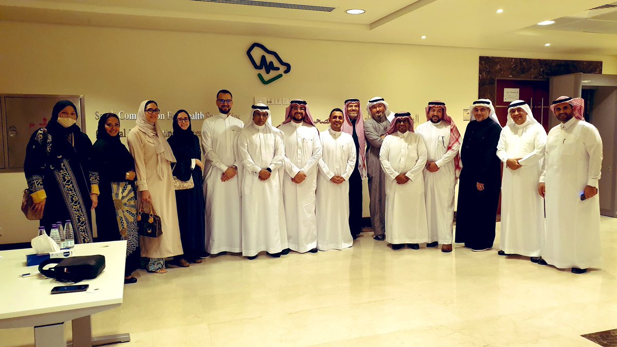 أقيم اليوم الاختبار النهائي الشفوي لتخصص طب التخدير  بمقر الهيئة السعودية للتخصصات الصحية بجدة <a href="/SchsOrg/">هيئة التخصصات الصحية</a> و نتقدم بالشكر الجزيل لرئيس المجلس العلمي للتخصص  <a href="/AlkhuneinSaleh/">Saleh Alkhunein د. صالح الخنين</a> و الدكتورة <a href="/fatmaaldam1/">Dr Fatma Al Dammas</a> رئيسة لجنة الامتحان و جميع الممتحنين الحاضرين و نسأل الله عزوجل التوفيق للمتدربين ..🌹