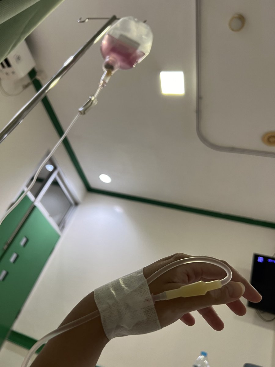 pseudomed_'s tweet photo. males bgt sendiriann hiks https://t.co/cUMd0QhYgw