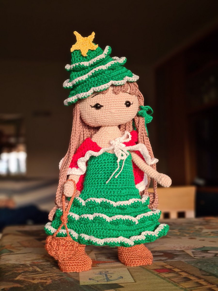 merimascherpa's tweet photo. #bambolina #uncinetto #fattoamano #Natale #littledoll #crochet #handmade https://t.co/1JSaGacXVD