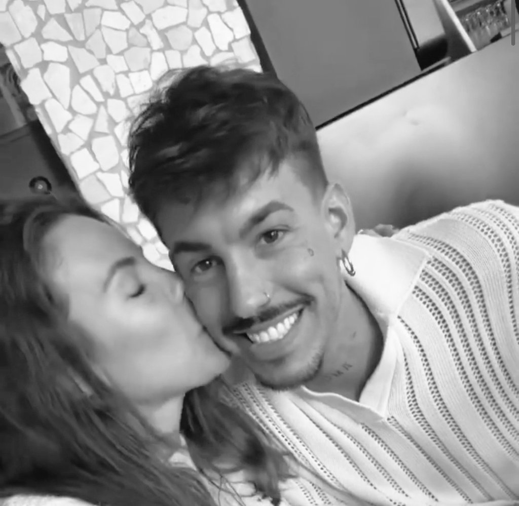 jessi_bueno7's tweet image. La FELICIDAD 🫶🏻❣️ #jessingo #jessingo26D