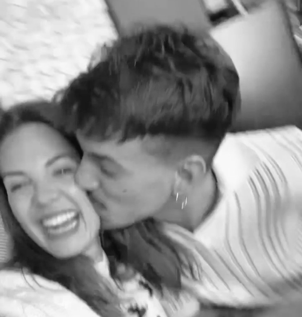 jessi_bueno7's tweet image. La FELICIDAD 🫶🏻❣️ #jessingo #jessingo26D