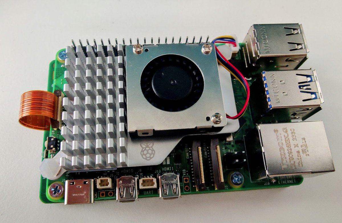 J_Schipper's tweet photo. What a great Christmas gift I got. A @Raspberry_Pi
5 with 8GB RAM and a @PineberryPi HatDrive! Bottom to get blazing fast performance with an NVMe I had lying around. Now the wait is for a stable version of @homeassistant OS for the Pi 5! https://t.co/ut6JuDW4mK