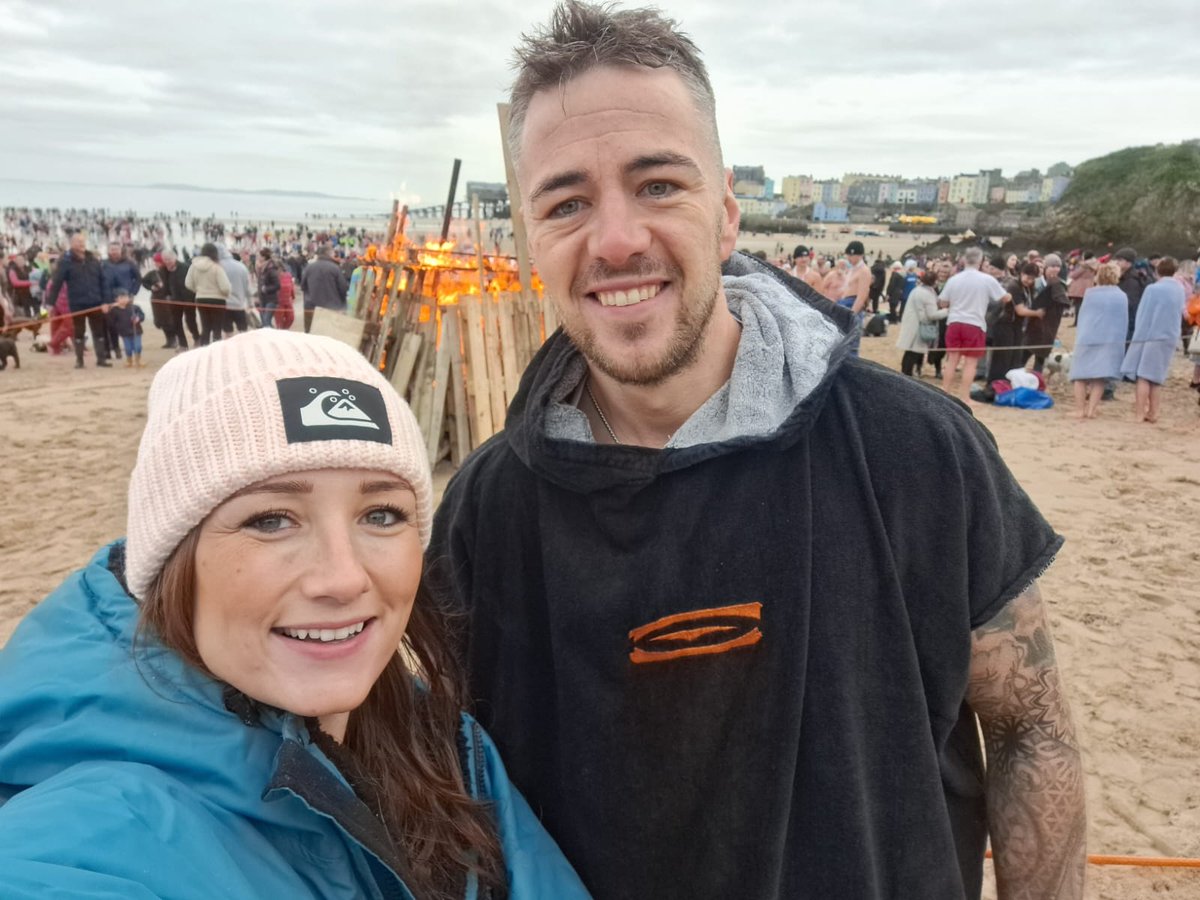 JakeFearn8's tweet photo. Another boxing day, another cold dip! Fantastic event down #tenby again this year. Merry Christmas all https://t.co/uxiB7UJDjx