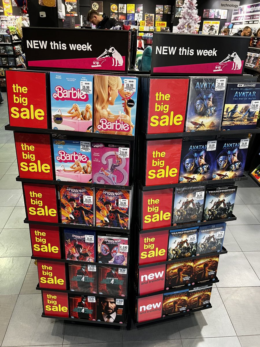 hmvBoston tweet media