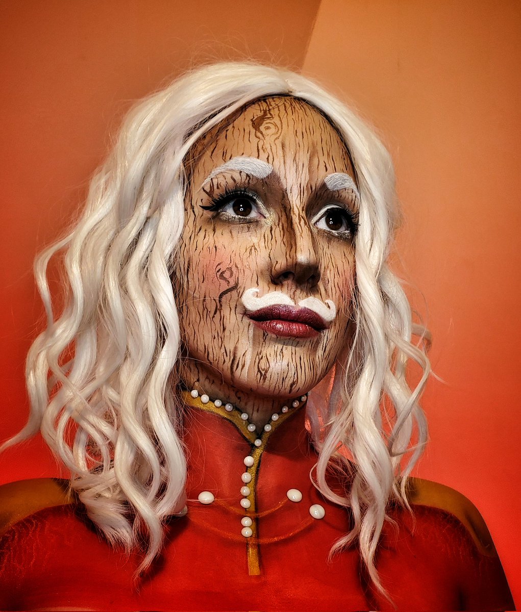 Bonne fête  par ici et une forte pensée à tous ceux et celles pour qui la fin d'année est difficile et/ou douloureuse 🌺