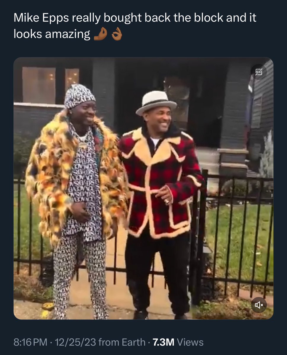 RemainOnCode's tweet photo. Native Black American: buying back his block and investing into his community
African: YoU rEaLlY lIkE tHaT gEnTrIfIeD aRcHiTeCtUre?

Y’all’s animosity toward us is crazy. I’m left wondering how tf this pan African grift was upheld so long? https://t.co/yx8vBrG1rq