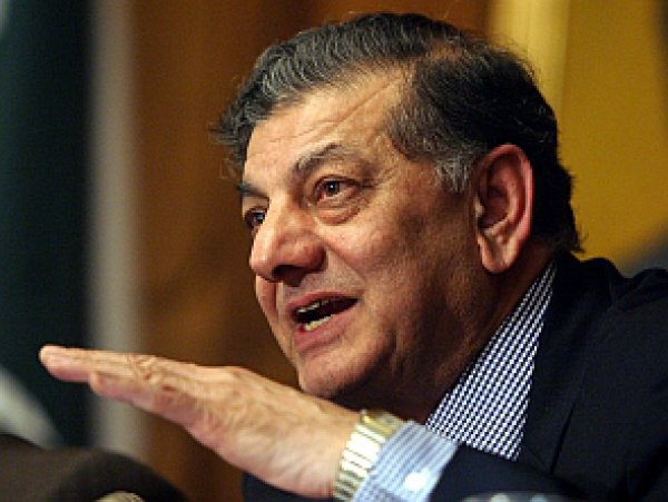 Sad day for the country and for the FSP fraternity. Today, we lost one of our finest #Amb Riaz Hussain Khokhar. An esteemed diplomat and a mentor, he devoted his entire life serving Pakistan. He left a deep imprint on the nation’s diplomatic history. May his soul Rest in peace