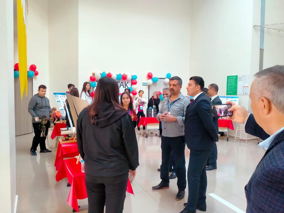 Katılım sağlayan misafirlerimize başta ilçe milli eğitim müdürümüz Sayın Oğuzhan TÜLÜCÜ ‘ye, şube müdürlerimize, okul müdürlerimize ve diğer misafirlerimize teşekkür ederiz <a href="/fazilet_durmus/">Fazilet Öğretmen 🇹🇷</a> <a href="/BaykalBasdemir/">Baykal BAŞDEMİR</a> <a href="/kutlutekinbas/">Kutlutekin BAŞ</a> <a href="/OguzhanTulucu/">Oğuzhan TÜLÜCÜ</a> <a href="/hakanguricin/">HakanGüriçin</a> <a href="/SelimOnay5/">Selim Onay</a> <a href="/toroslarmem/">Toroslar İlçe Milli Eğitim Müdürlüğü</a>