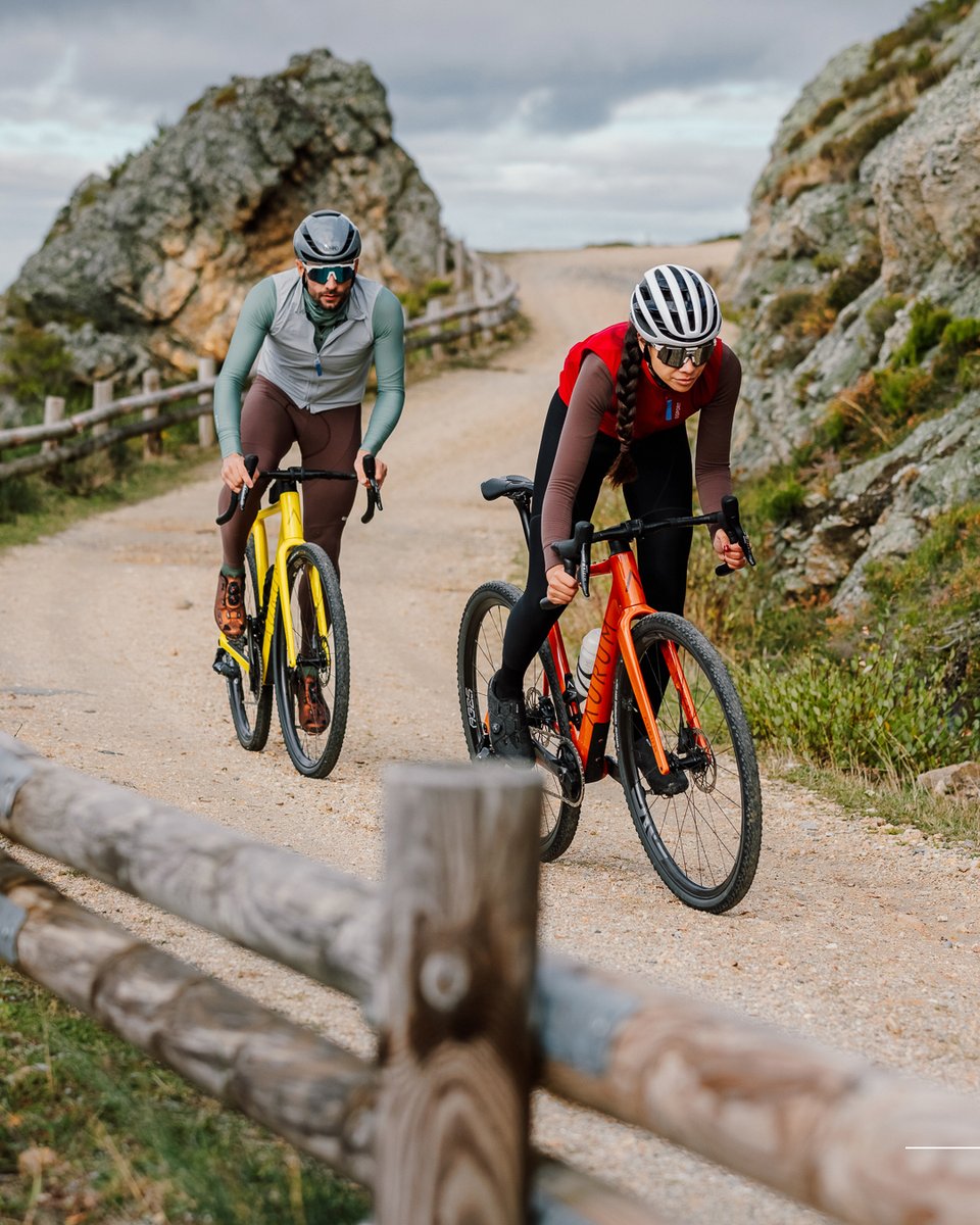 GCSNmB9X0AA77vV.jpg (960×1200)