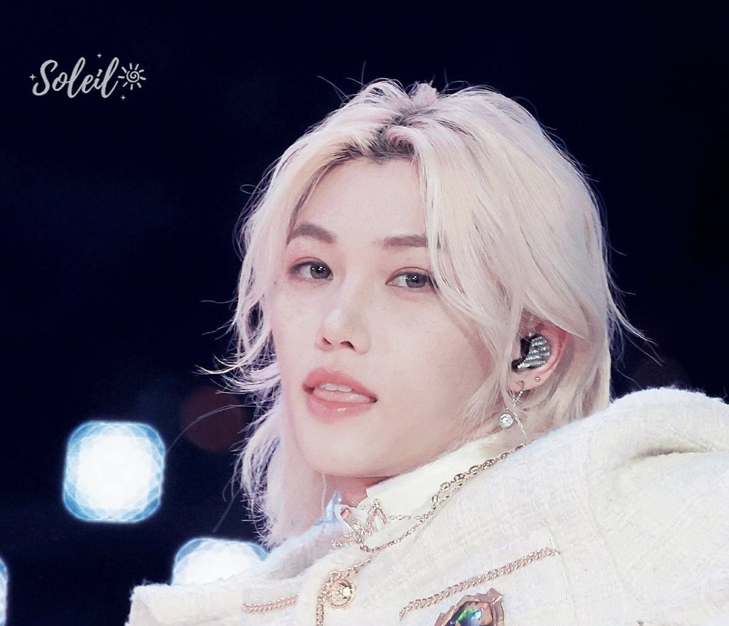 valrani_skz's tweet photo. this felix is for the history books https://t.co/pLxMOn1E5H