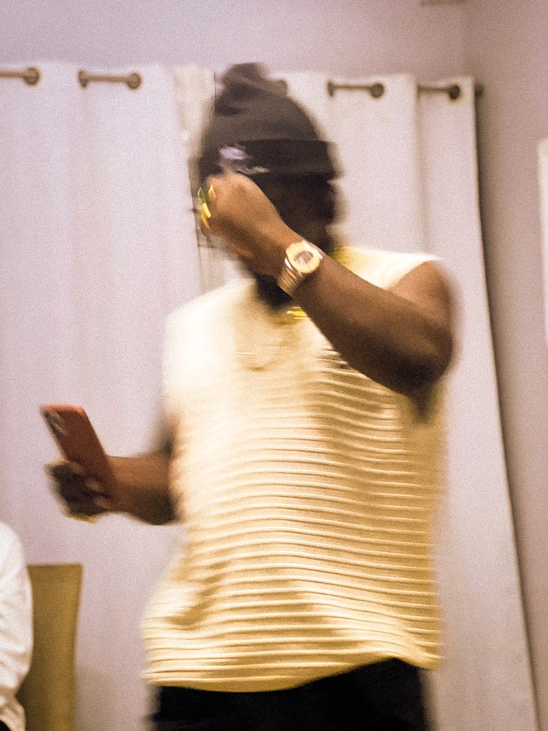 Edico_Le_Feu's tweet image. Hard times never last . #merrychristmas🎄 to you all . Better days ahead ❤️❤️🙏🏽 its all love ❤️ 
📸 - @Zeezyaddicted 
Cc : Torch City Trio - TCT