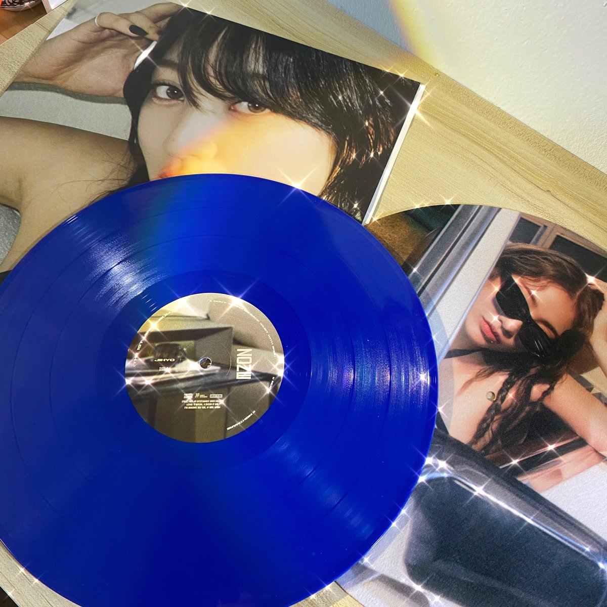 mehyojung's tweet photo. JIHYO “ZONE” DEEP SEA VINYL
#JIHYO #지효 #ジヒョ #TWICE #ZONE #KillingMeGood https://t.co/QAkz3IHbc3