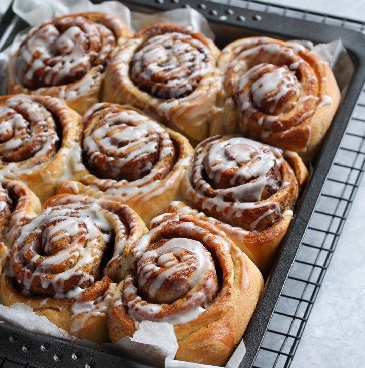 tdtwtbakery's tweet photo. ORDER UP !! .𖥔 ݁ ˖
🍮 cinnamon rolls for @yukikissa from @aleheatherfan50 !! 
ENJOY ♡ https://t.co/gEYKswOvaG