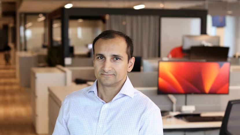 sohosolutions's tweet image. How is generative AI changing the commercial real estate industry? 

#GenAI #RealEstate ow.ly/KgVH30syihc

How CBRE’s top tech expert thinks AI could change the commercial real estate industry