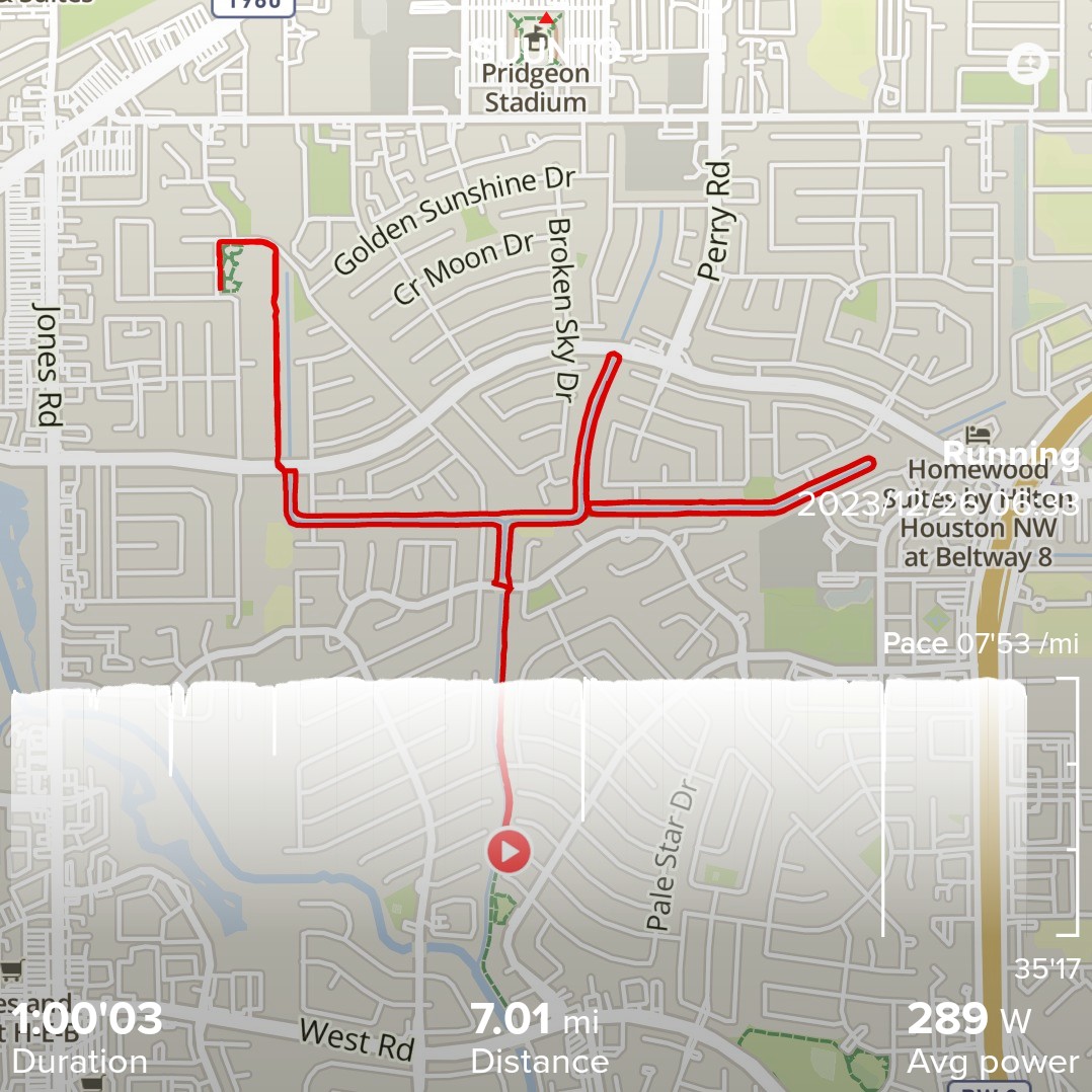 Culpepper_CH's tweet photo. 7 cool post Christmas miles this morning. Now to catch a flight to Colorado to see my daughter and granddaughter. Have a great Tuesday. #running #sundogrunning. https://t.co/WD4OJaTnKz