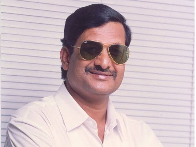Sid121_ForJSP's tweet photo. @JagadeeshChow3 Seat lu sarey madhava...

Mundu Assembly lo babu gari pellam gudda lu ooda desina vadu ni Pulivendula lo odinchamanu...

Iyna aatma santhi kalugu tundi
😂🫢
#TwitterTdp https://t.co/qHCysIE41h