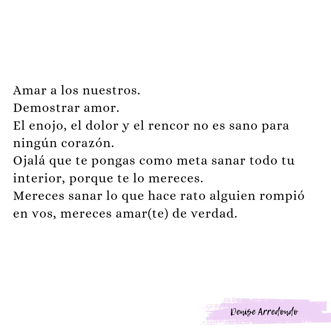 arredondoden's tweet photo. Feliz martes 🤍✨️ https://t.co/tfqAYqK2d0