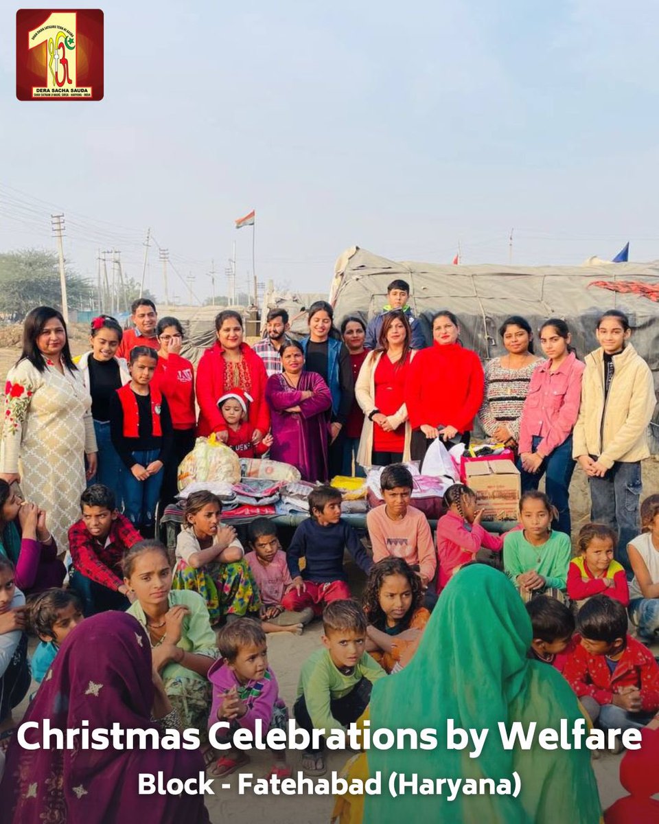 DSSNewsUpdates's tweet photo. Bringing holiday cheer to those in need! Dera Sacha Sauda volunteers are celebrating Christmas🎄with families and kids living near roads, sharing the warmth with woolen clothes, blankets, sweaters, and food. A true embodiment of the festive spirit!  #MerryChristmas #Kindness #WinterCare #DeraSachaSauda
