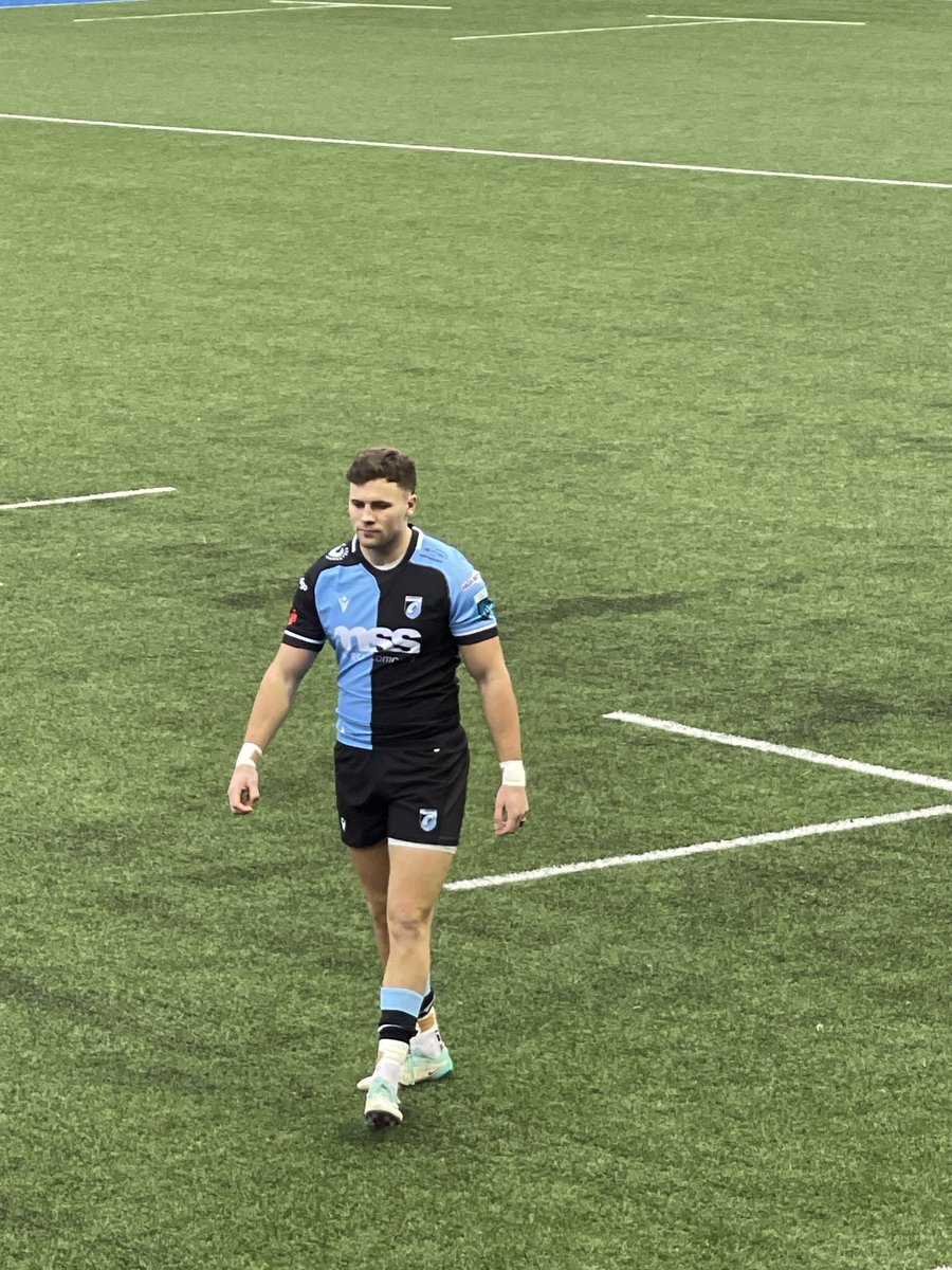 Ouch! That was a half of rugby from @Cardiff_Rugby 45-7 at half time 😳 Lee-Lo on fire 🔥 Arms Park has to be one of the best rugby grounds when there’s a full house